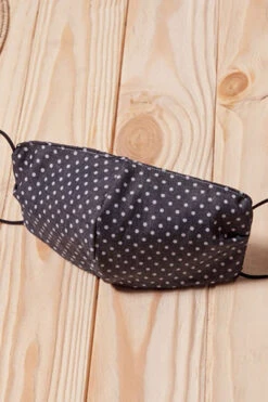 Cotton Washable Face Mask Reusable Cloth Face Covering With Slot For Filter-Black Polka Dot