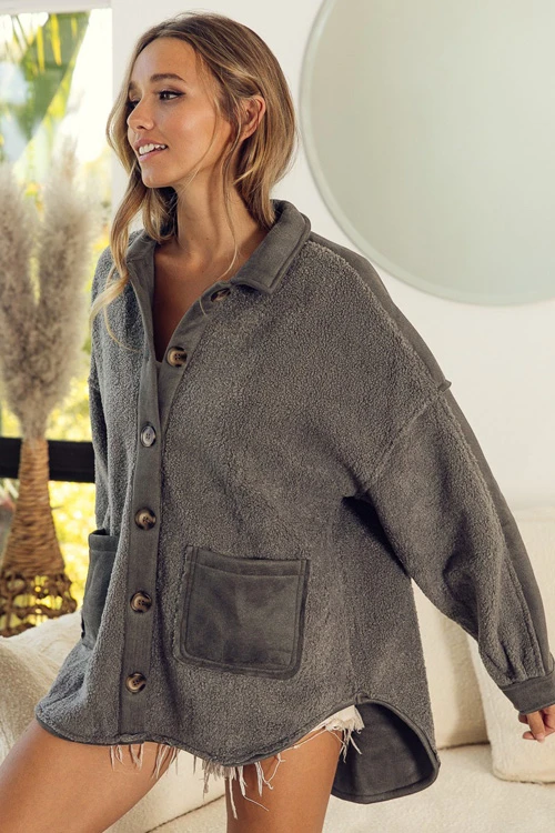 Oversized Button Up Vintage Fleece Jacket With Pockets Suede Detail-Grey 4 Oversized Button Up Vintage Fleece Jacket With Pockets Suede Detail-Grey - Image 4