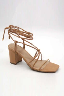 Strappy Sandals With Low Chunky Heel-Camel Brown