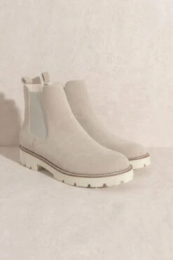 Chelsea Ankle Boots With Lug Sole-Grey