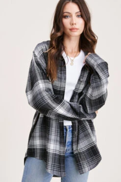 Long Sleeve Plaid Button Up Shirt-Black And White