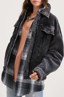 Long Sleeve Plaid Button Up Shirt-Black And White -LumiWear Store plaid shirt srt1310 smoke5