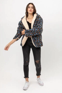 Leopard Print Hooded Reversible Soft Sherpa Teddy Bear Sweater Jacket-Blue Leopard -LumiWear Store sherpa leopard 8011jm blue4