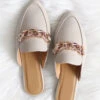 Chunky Chain Faux Leather Pointy Toe Closed Toe Flat Mules Slides-Beige